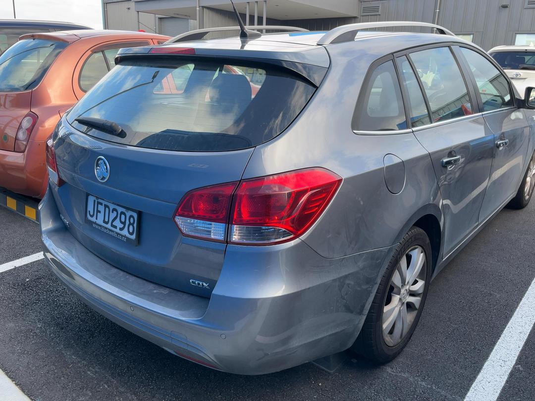 Photo '6' of Holden Cruze CDX Photo '6' of Holden Cruze CDX