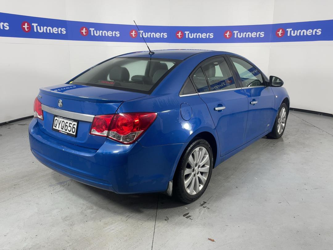 Photo '7' of Holden Cruze