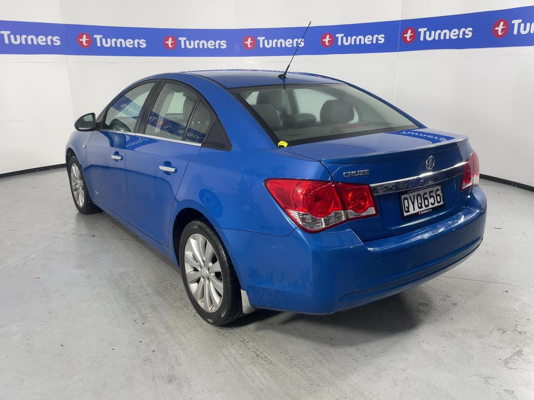 Photo '5' of Holden Cruze