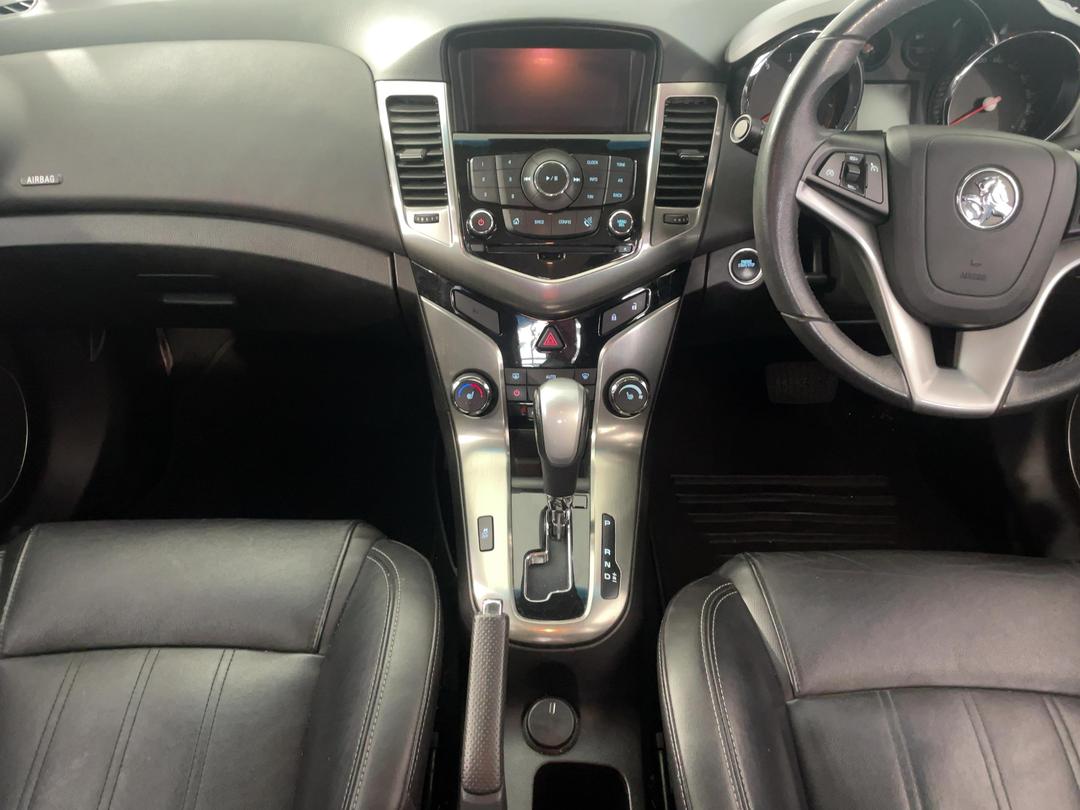 Photo '20' of Holden Cruze Z-Series Photo '20' of Holden Cruze Z-Series