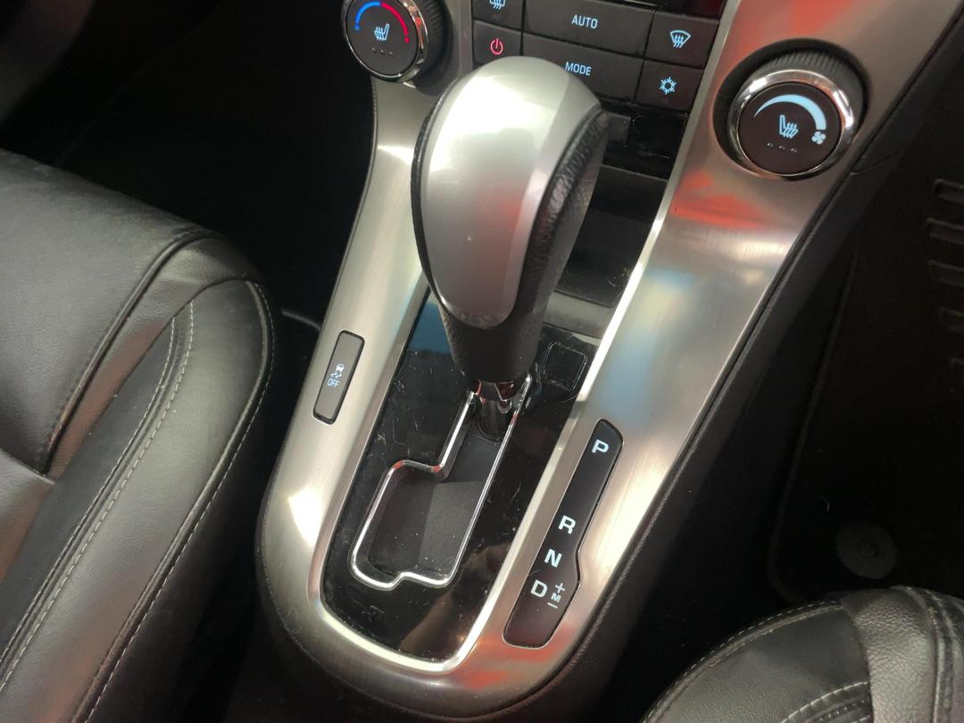 Photo '31' of Holden Cruze Z-Series Photo '31' of Holden Cruze Z-Series