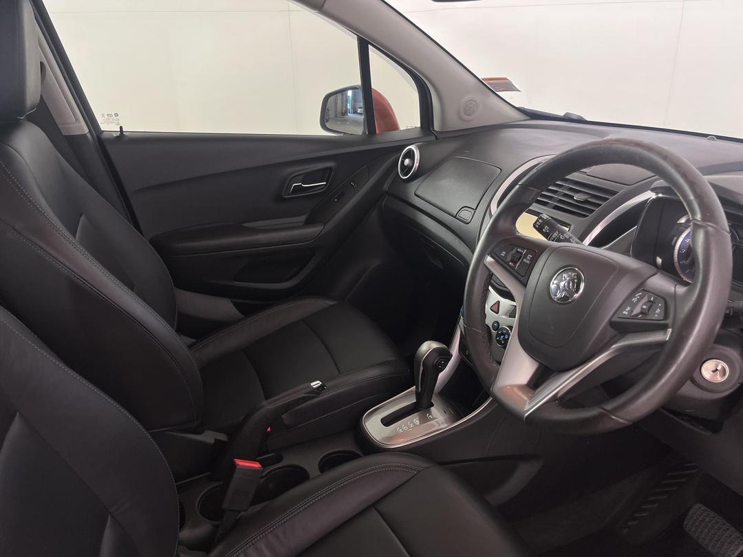 Photo '16' of Holden Trax