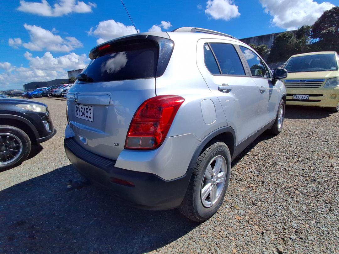 Photo '2' of Holden Trax LS