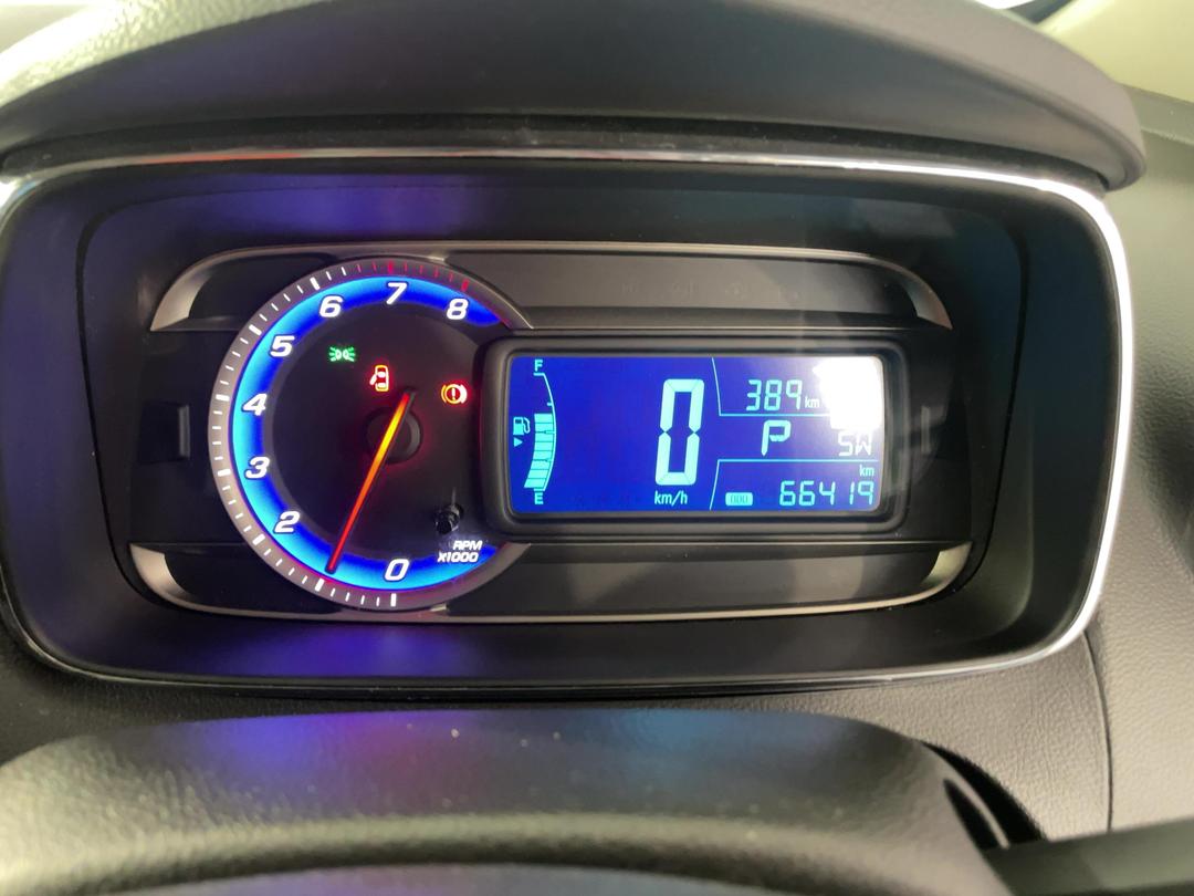 Photo '21' of Holden Trax
