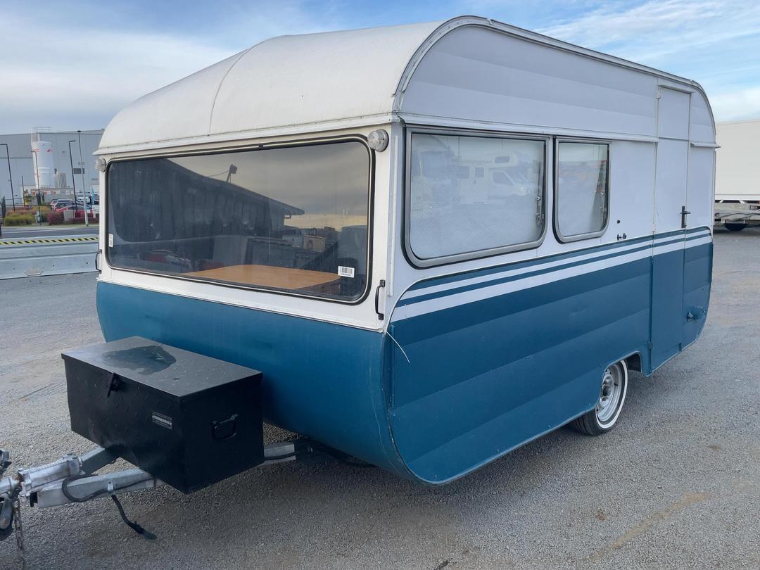 Photo '7' of Homebuilt Vagabond Caravan - Single Photo '7' of Homebuilt Vagabond Caravan - Single