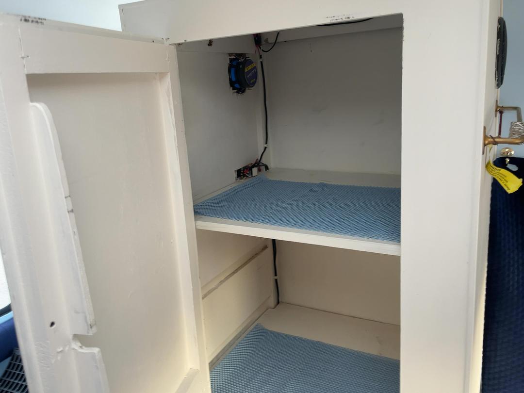 Photo '18' of Homebuilt Vagabond Caravan - Single Photo '18' of Homebuilt Vagabond Caravan - Single