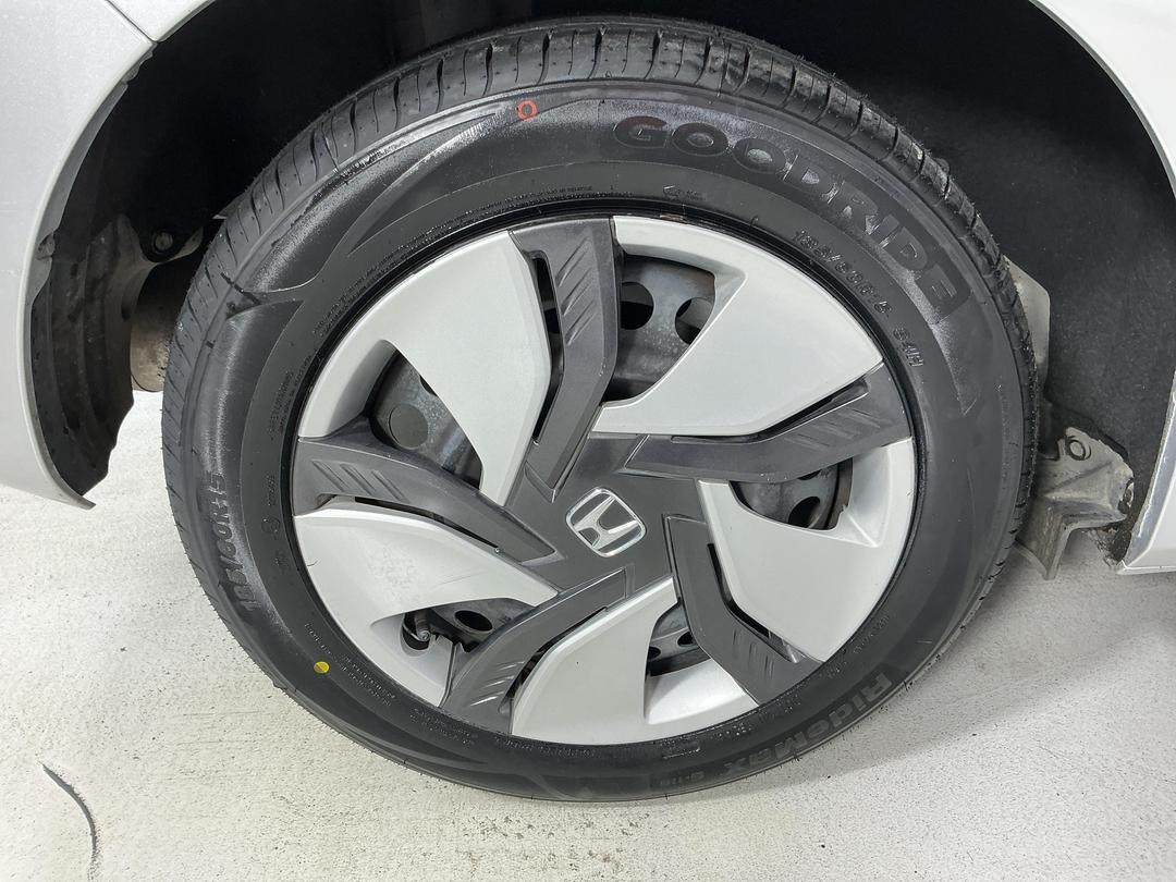 Photo '12' of Honda FIT