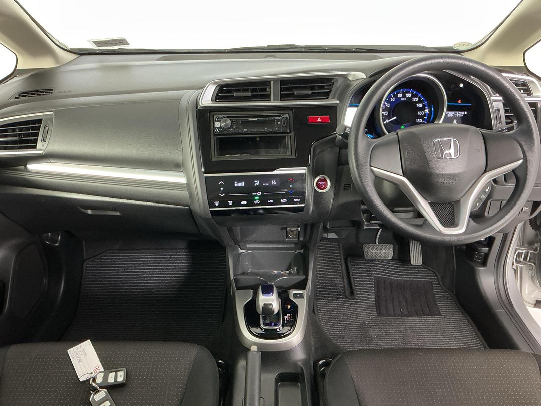 Photo '17' of Honda FIT