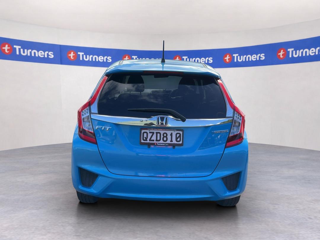 Photo '6' of Honda FIT