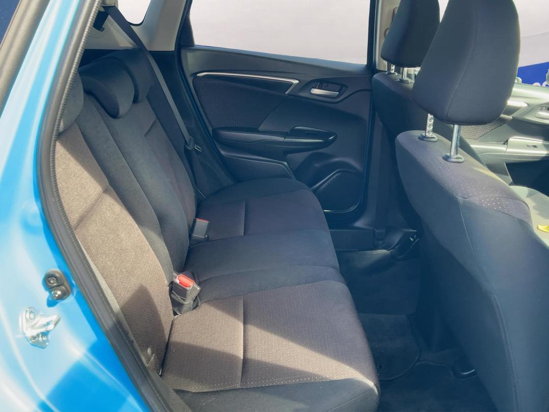 Photo '20' of Honda FIT