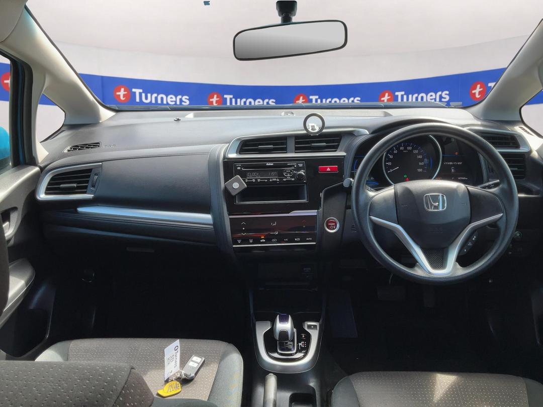 Photo '17' of Honda FIT