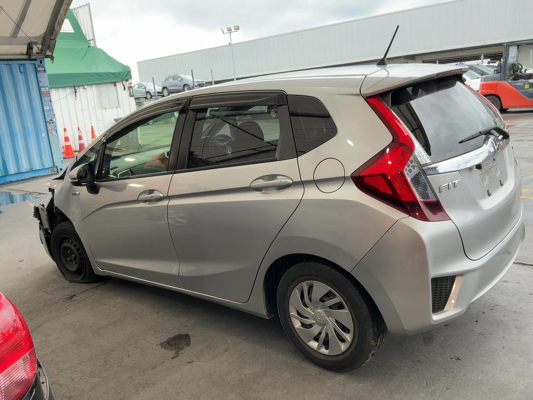 Photo '10' of Honda FIT Photo '10' of Honda FIT