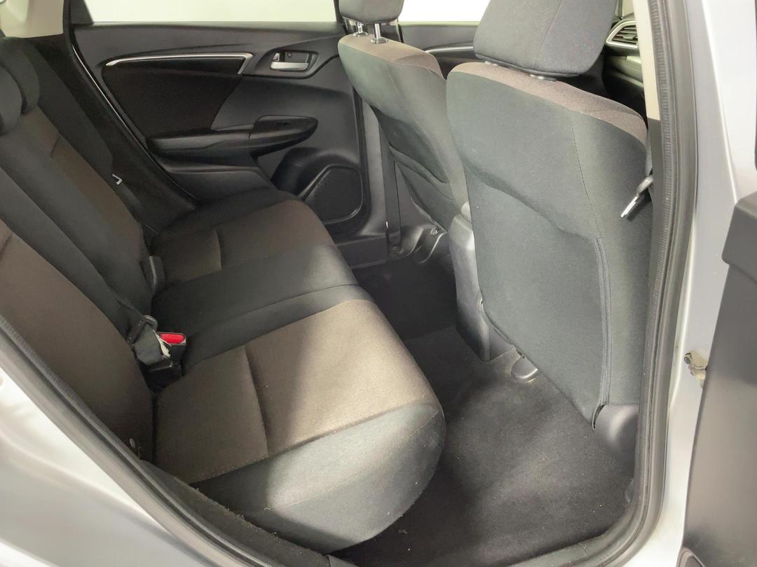 Photo '20' of Honda FIT
