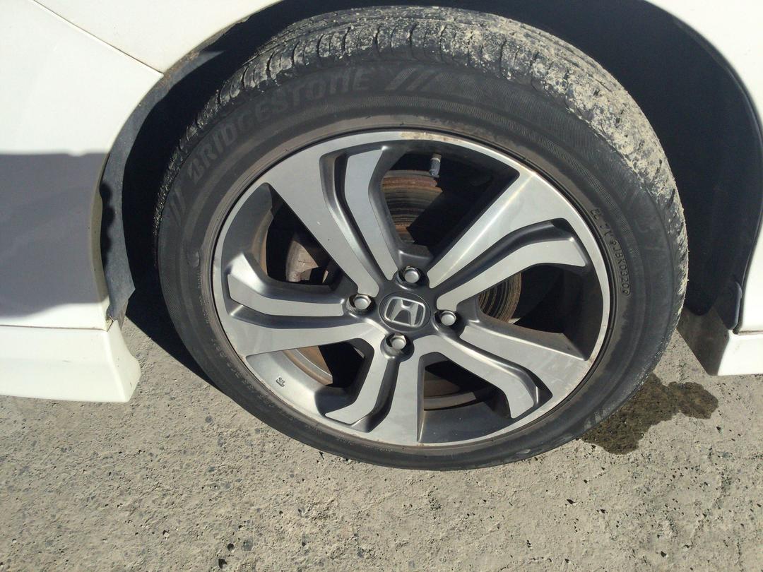 Photo '7' of Honda Grace Hybrid