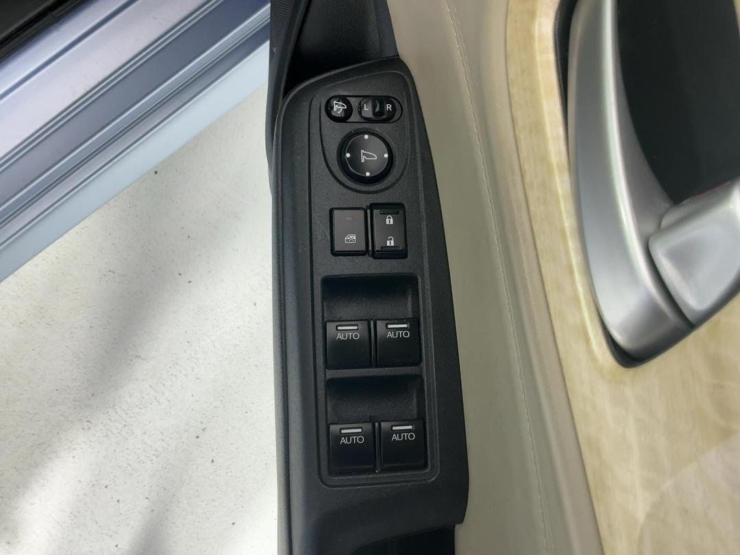Photo '23' of Honda Jade