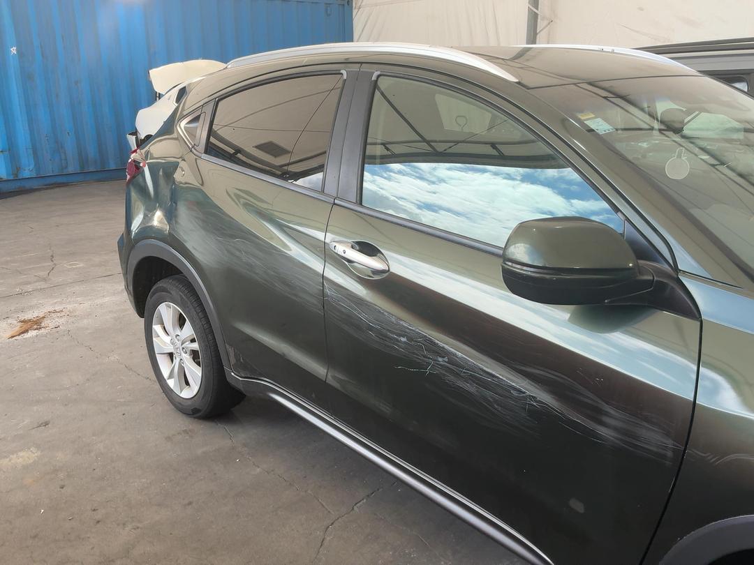 Photo '2' of Honda Vezel