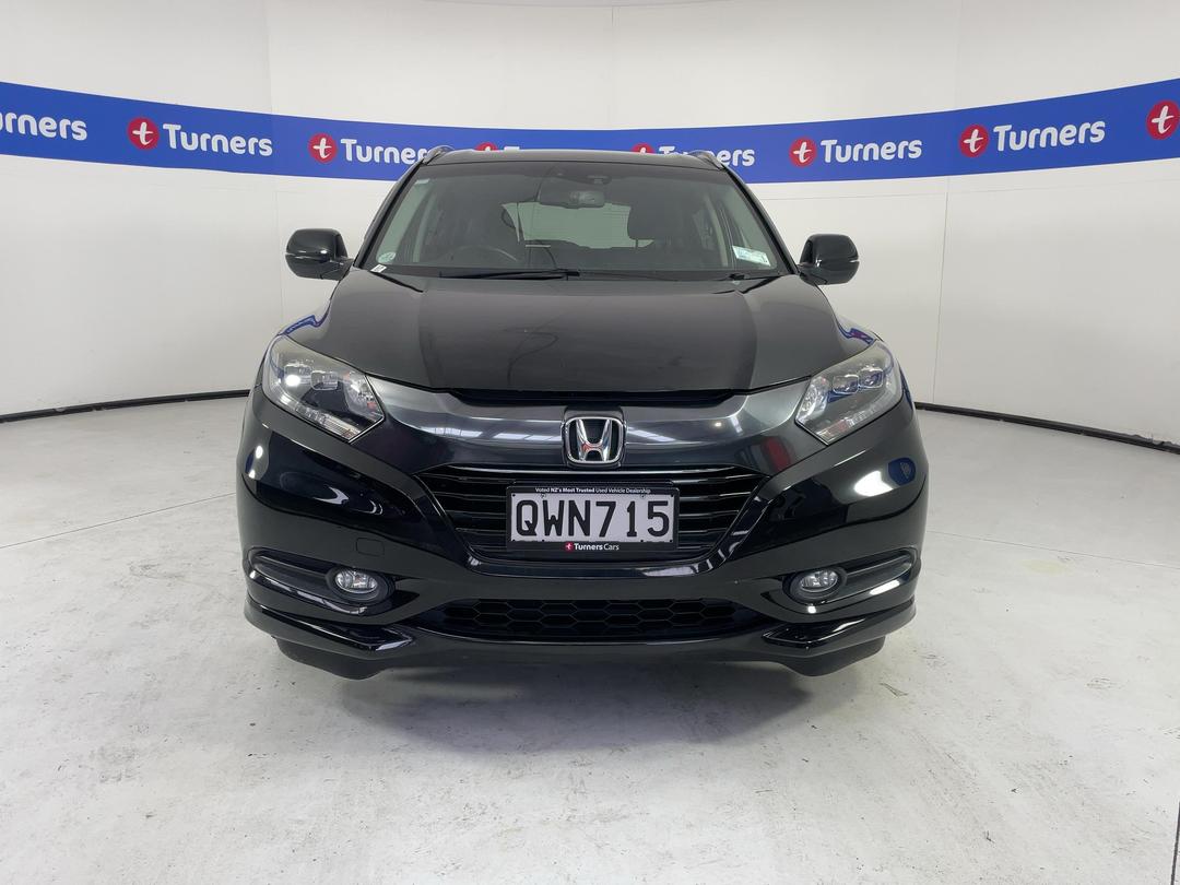 Photo '2' of Honda Vezel