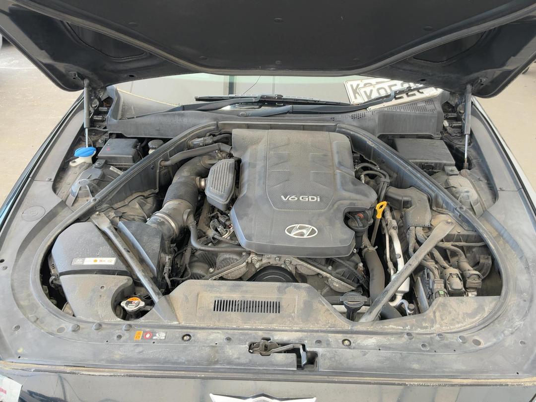 Photo '25' of Hyundai Genesis Photo '25' of Hyundai Genesis