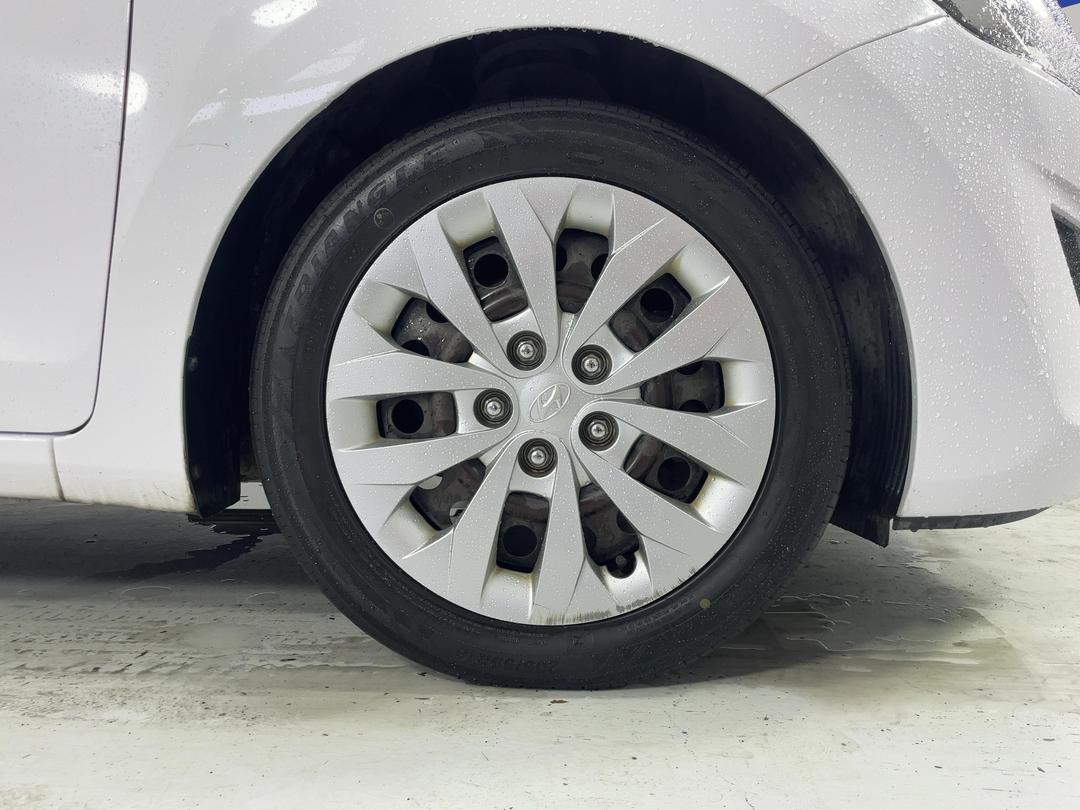 Photo '9' of Hyundai I30