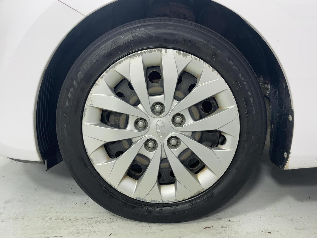 Photo '10' of Hyundai I30