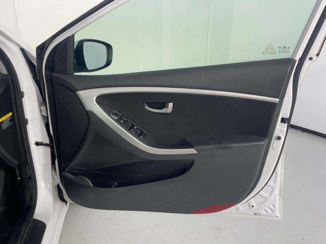 Photo '15' of Hyundai I30