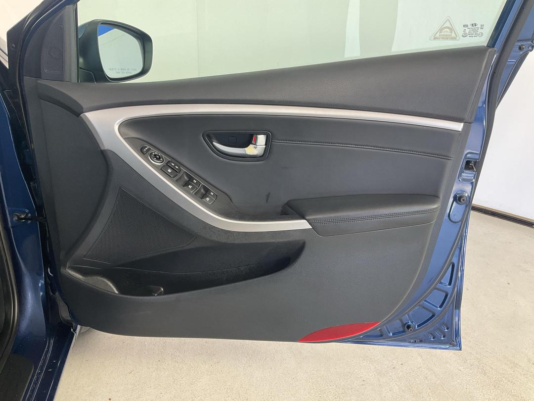 Photo '15' of Hyundai I30