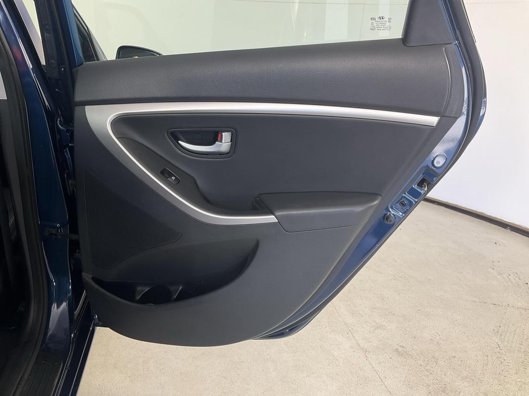 Photo '19' of Hyundai I30