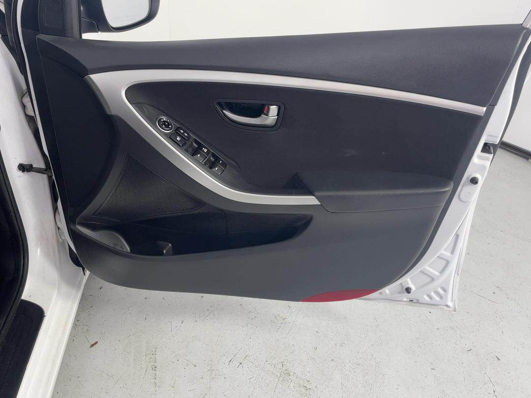 Photo '15' of Hyundai I30