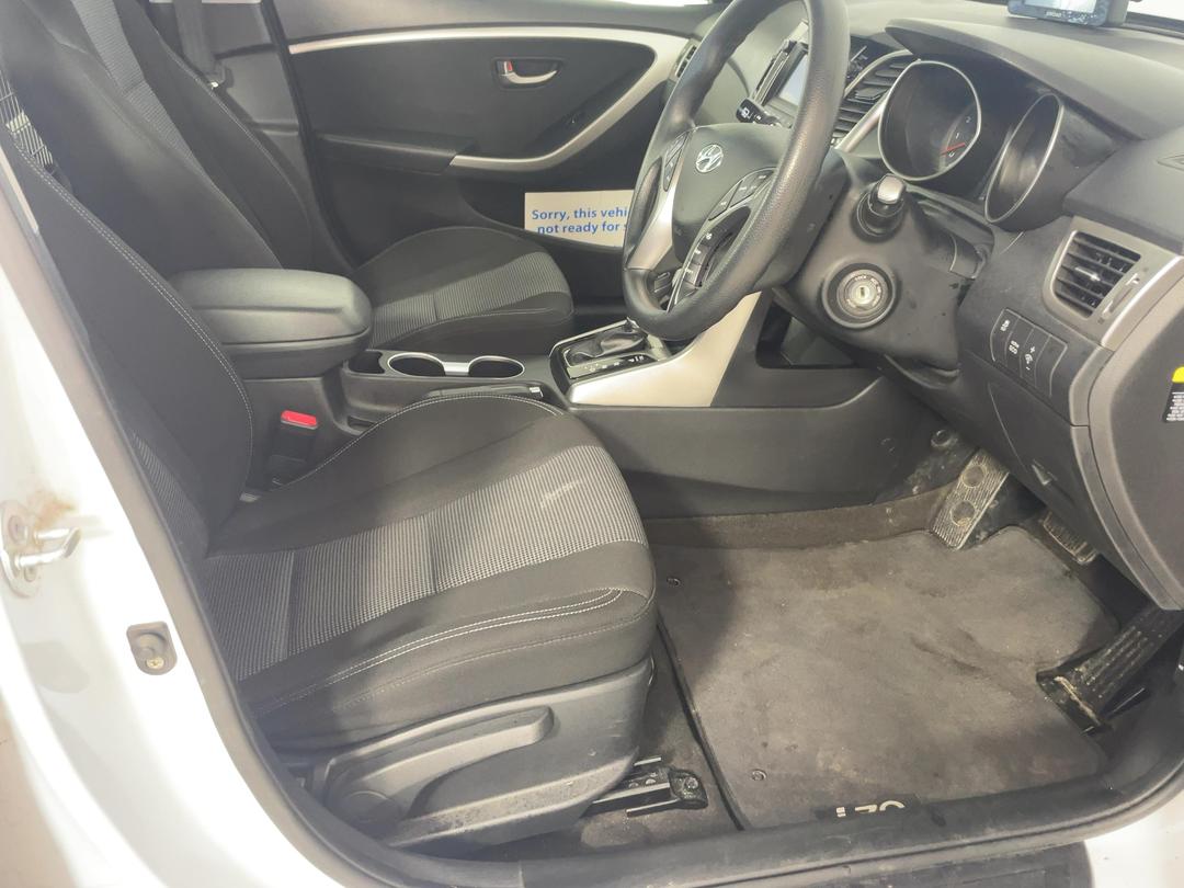 Photo '16' of Hyundai I30