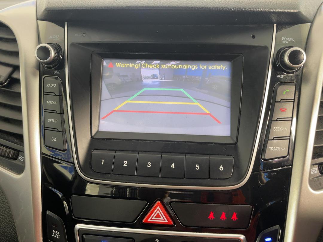 Photo '23' of Hyundai I30