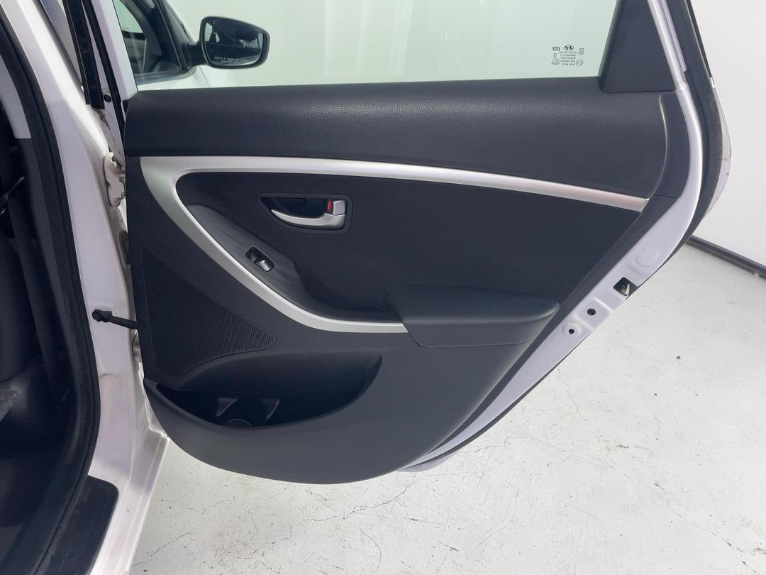 Photo '19' of Hyundai I30