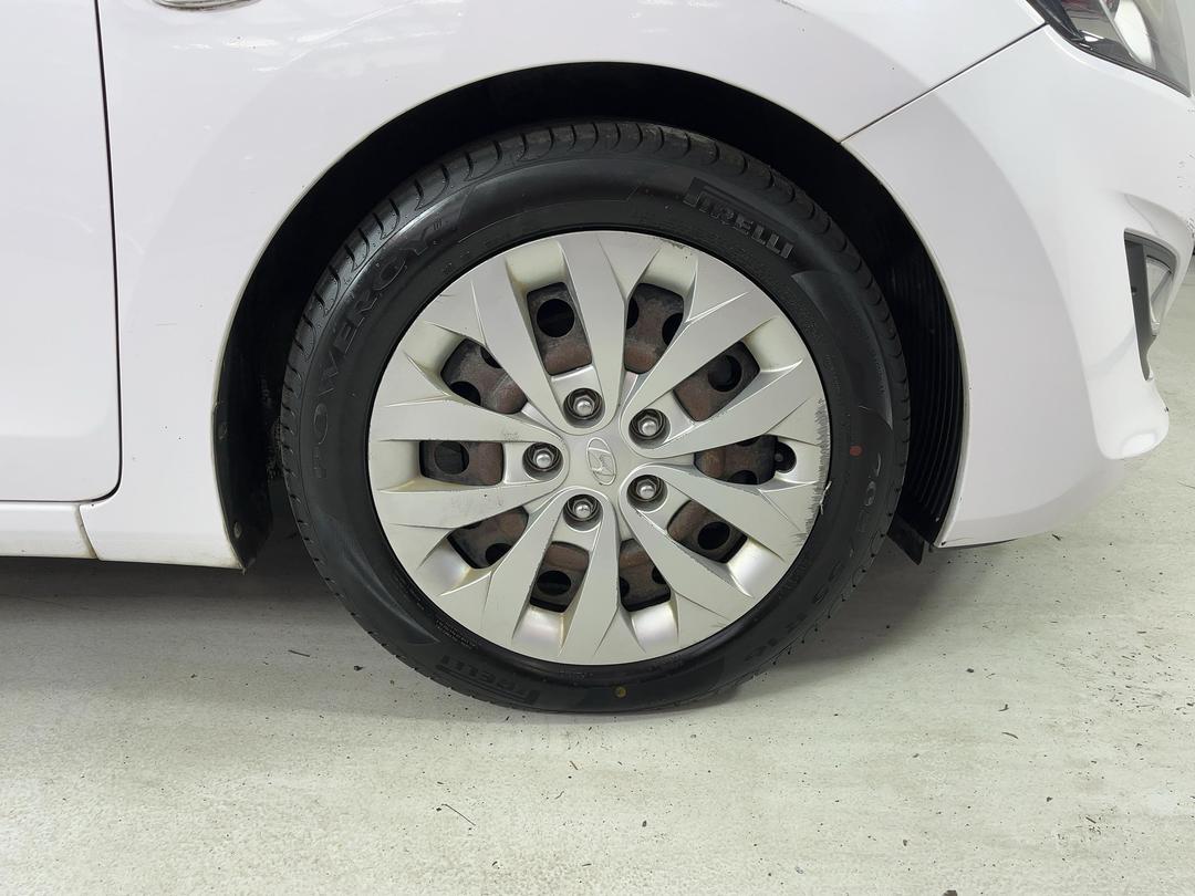 Photo '9' of Hyundai I30