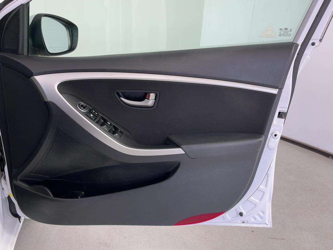 Photo '15' of Hyundai I30