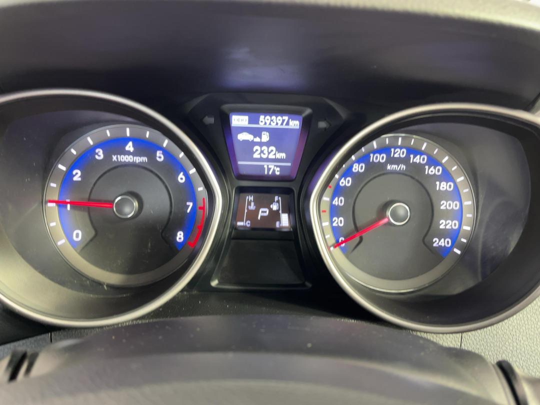 Photo '21' of Hyundai I30
