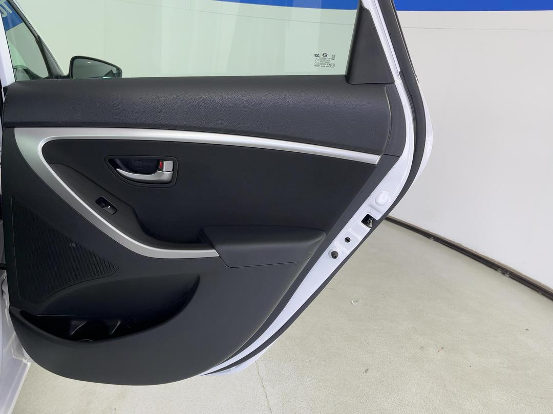 Photo '19' of Hyundai I30