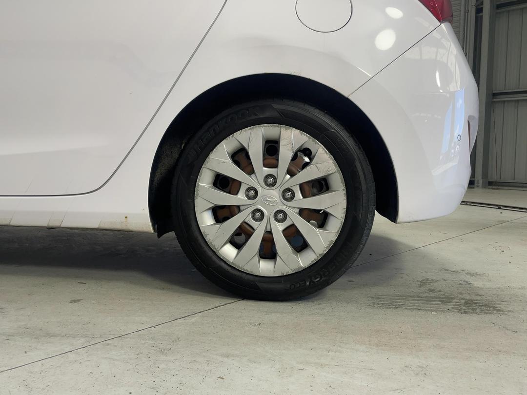 Photo '11' of Hyundai I30
