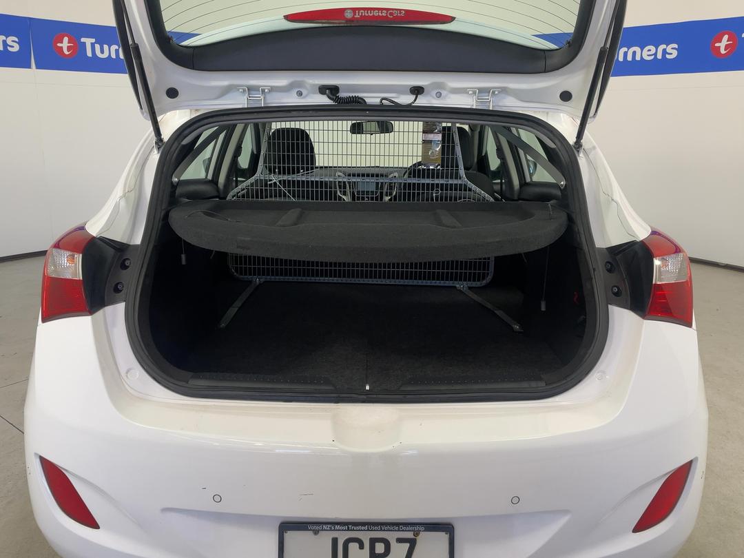 Photo '14' of Hyundai I30