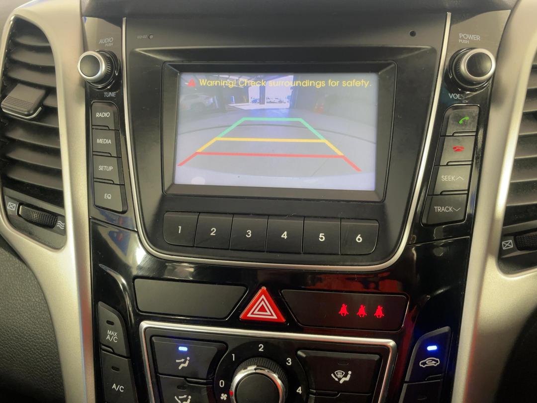 Photo '27' of Hyundai I30