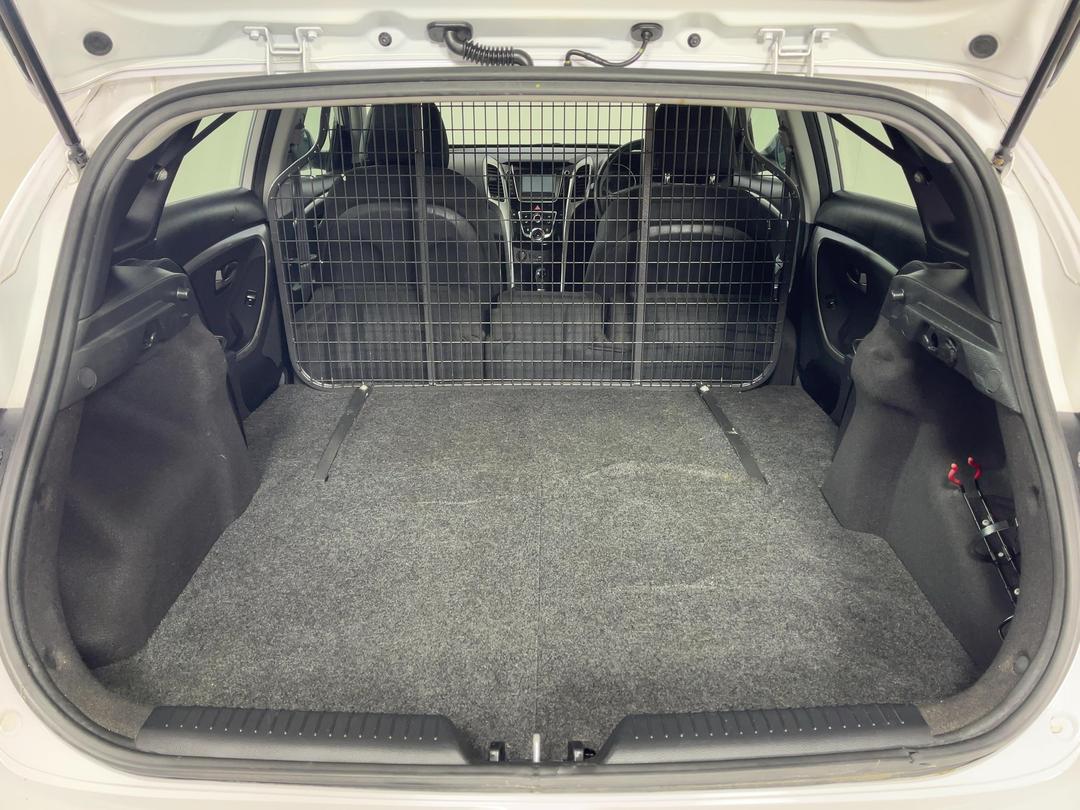 Photo '14' of Hyundai I30