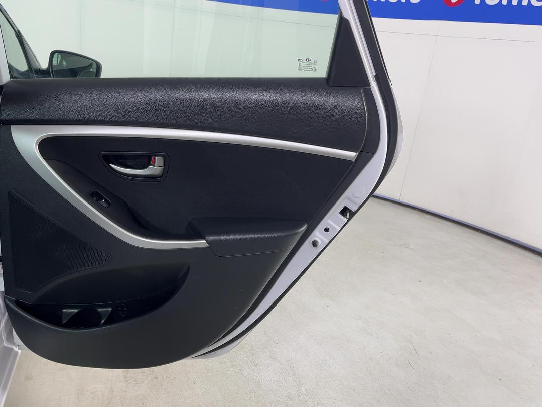 Photo '19' of Hyundai I30
