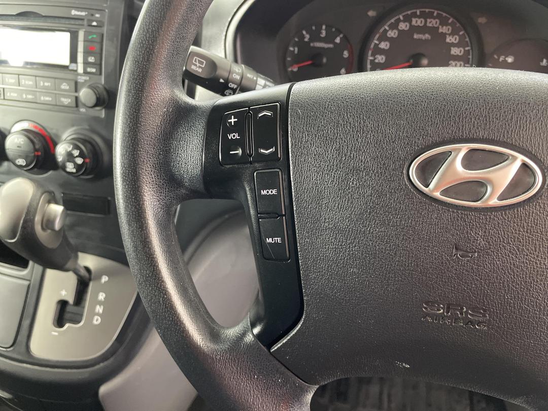 Photo '24' of Hyundai Iload