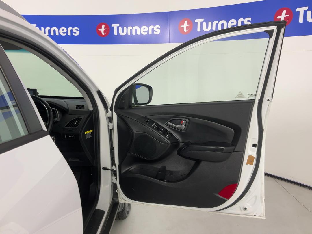 Photo '15' of Hyundai Ix35