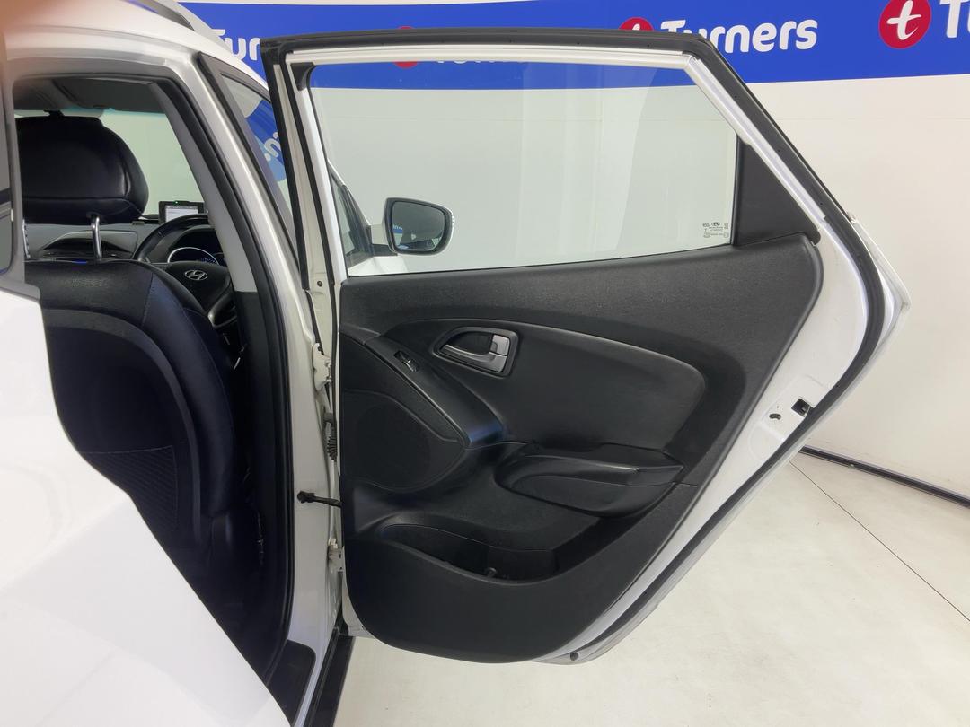 Photo '19' of Hyundai Ix35