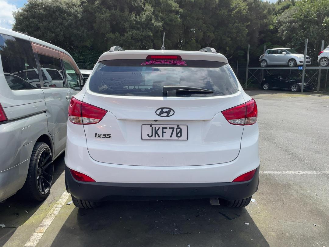 Photo '8' of Hyundai Ix35 GDI Photo '8' of Hyundai Ix35 GDI