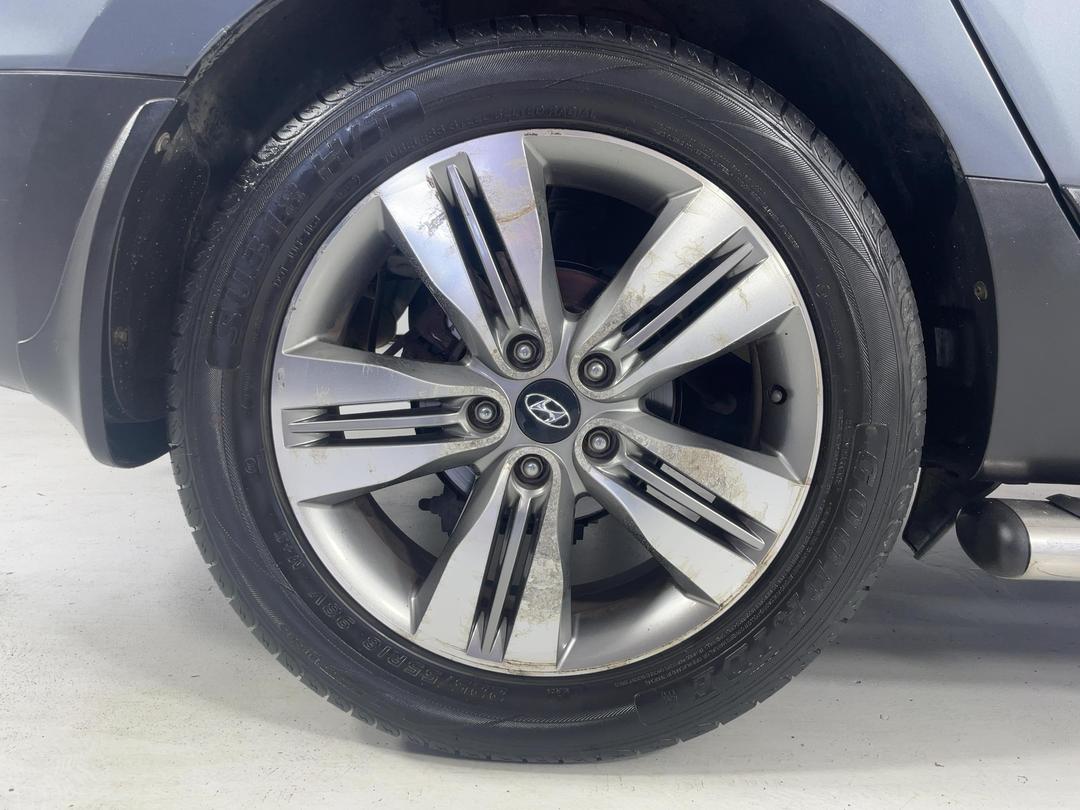 Photo '12' of Hyundai Ix35