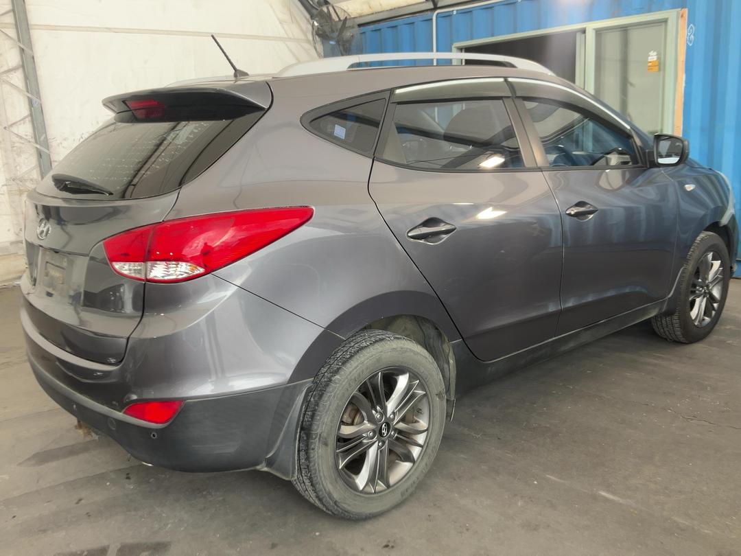 Photo '6' of Hyundai Ix35 GDI 2.0 6A Photo '6' of Hyundai Ix35 GDI 2.0 6A
