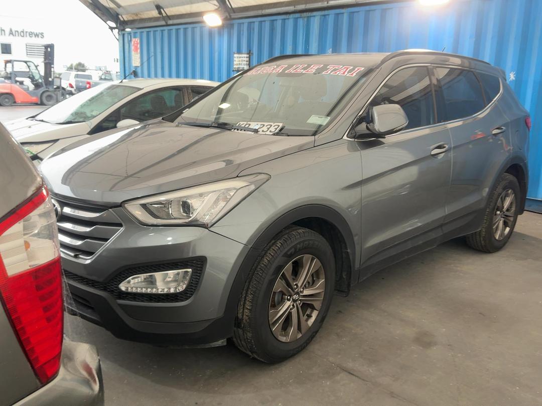 Photo '3' of Hyundai Santa FE Photo '3' of Hyundai Santa FE