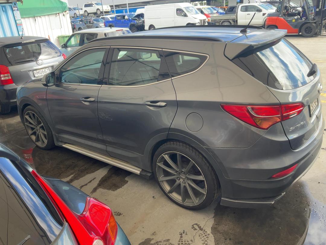 Photo '4' of Hyundai Santa FE DM