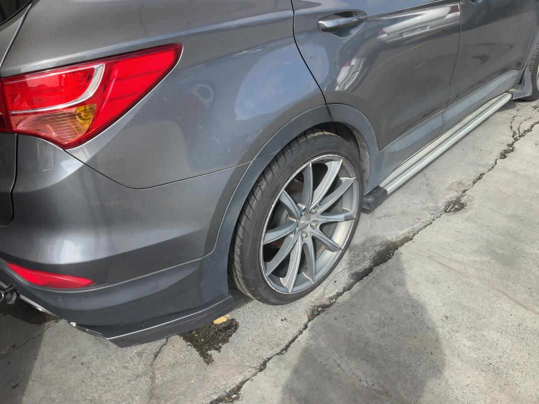 Photo '12' of Hyundai Santa FE DM