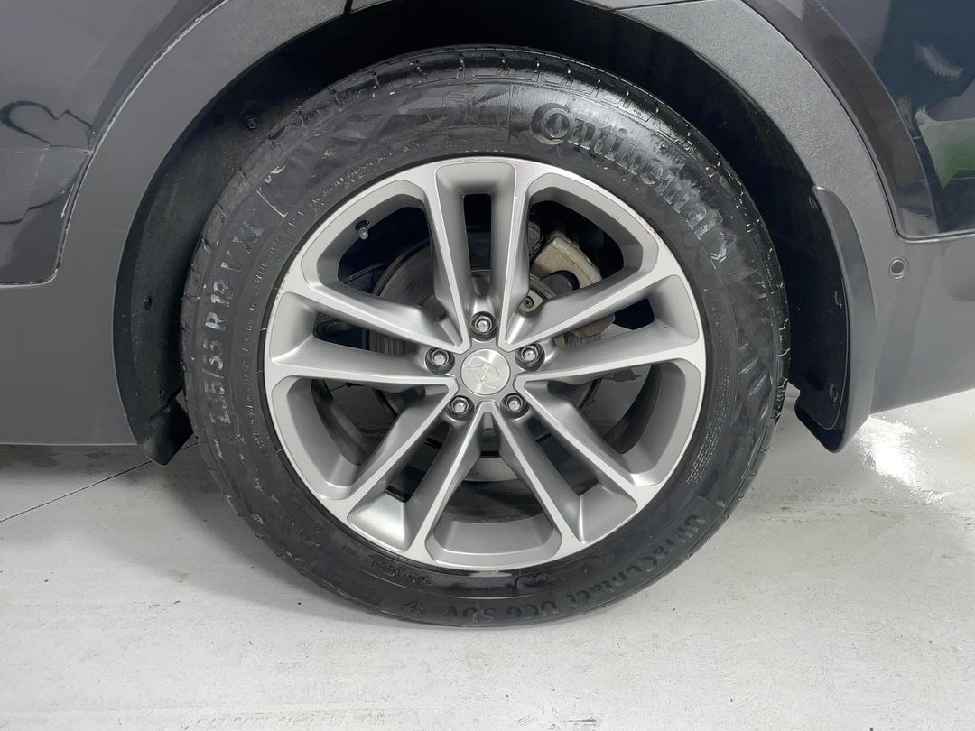 Photo '11' of Hyundai Santa FE